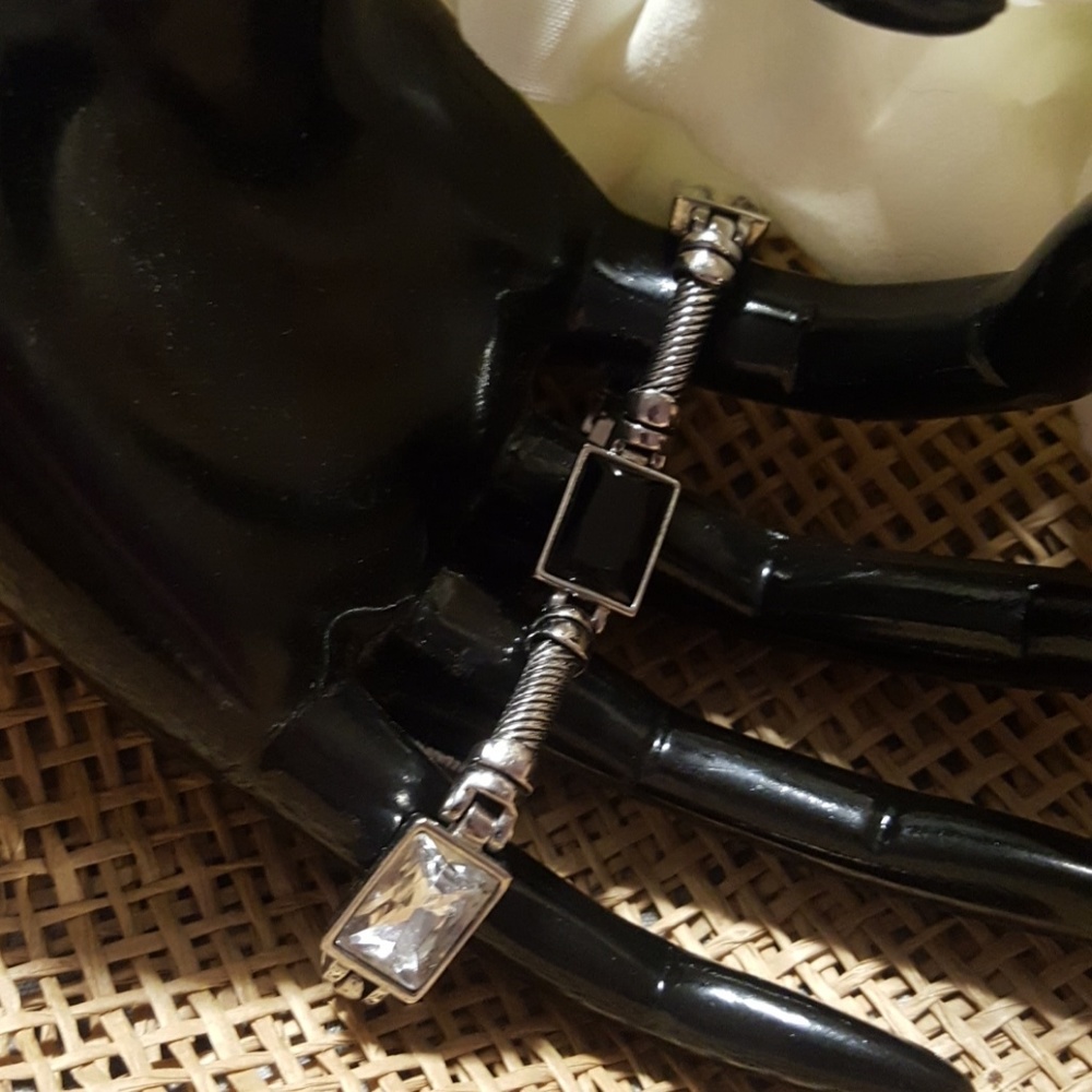 $ Lia Sophia Silver & Black Stone Bracelet